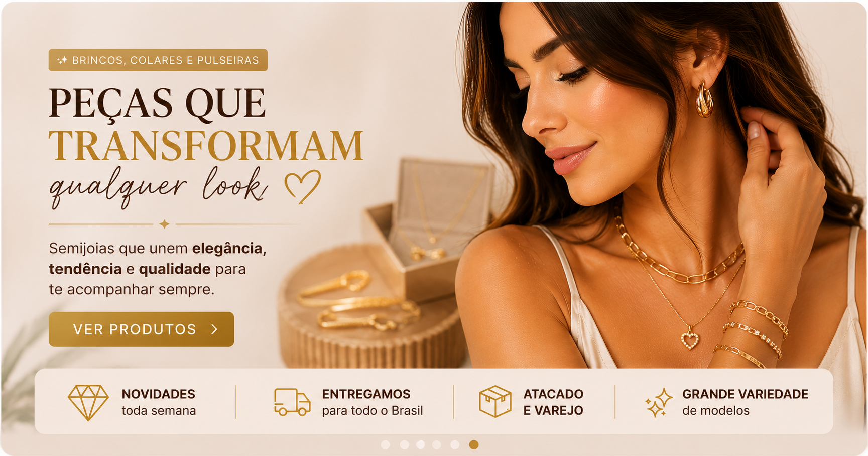 Brincos, colares e pulseiras